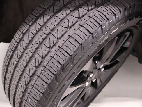 Used 2020 Jeep Grand Cherokee Altitude AWD/4WD image 39