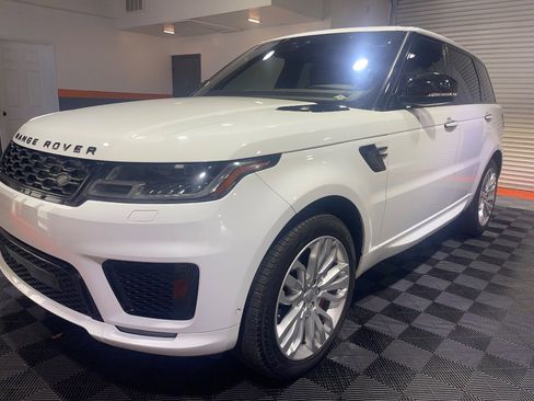 Used 2019 Land Rover Range Rover Sport HSE Dynamic image 3
