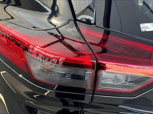 Certified 2024 Nissan Rogue SL w/ SL Premium Package image 28