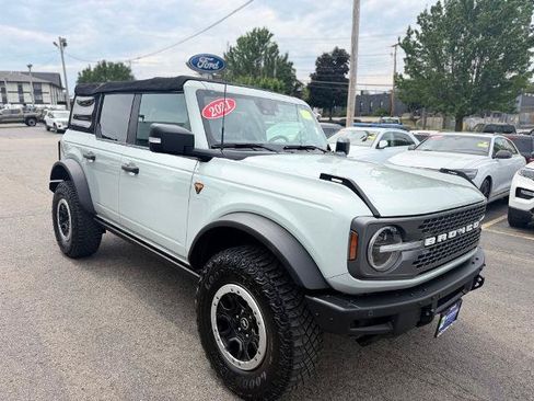 Certified 2021 Ford Bronco Badlands AWD/4WD image 9