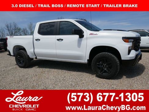 New 2026 Chevrolet Silverado 1500 Custom Trail Boss AWD/4WD image 1