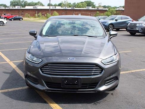 Used 2016 Ford Fusion S FWD image 3