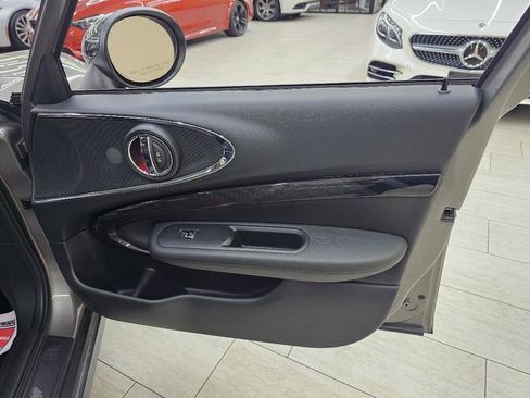 Used 2019 MINI Cooper Clubman S image 39