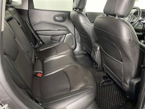 Used 2020 Jeep Compass Latitude image 12
