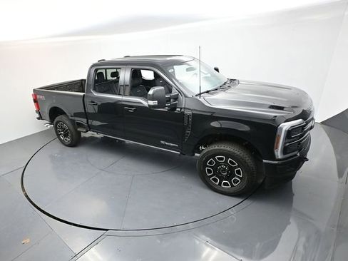 New 2026 Ford F250 Platinum AWD/4WD image 18