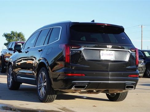 Used 2020 Cadillac XT6 Premium Luxury image 6