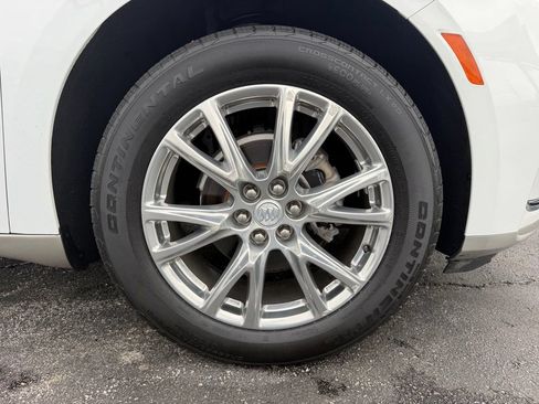 Used 2022 Buick Enclave Premium AWD/4WD image 27