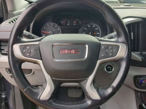 Used 2018 GMC Terrain SLE w/ Driver Convenience Package image 13