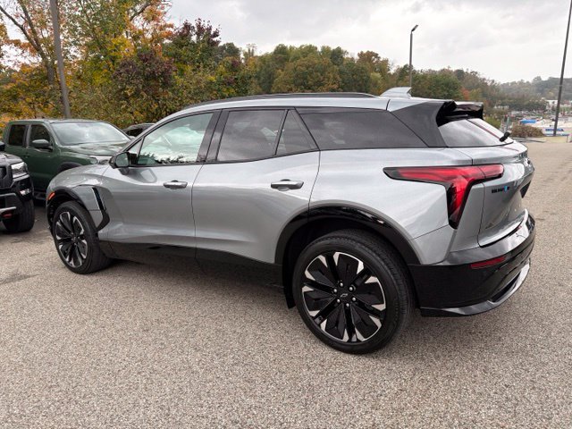 Used 2025 Chevrolet Blazer EV RS AWD/4WD image 3