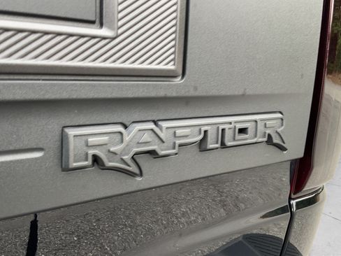 Used 2025 Ford F150 Raptor AWD/4WD image 30