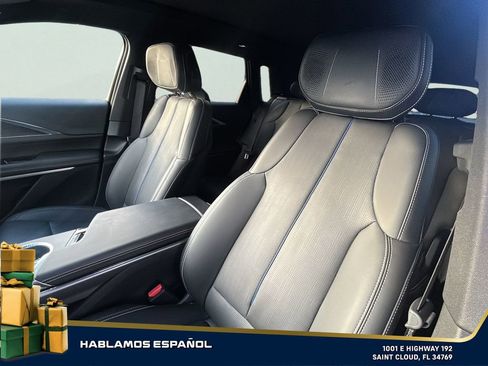 Used 2024 Cadillac Lyriq Luxury w/ LPO, Floor Liner Package image 17