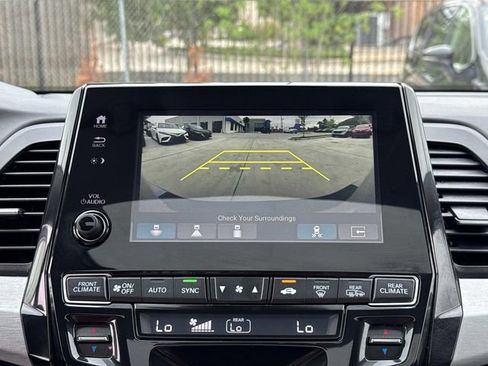 Certified 2022 Honda Odyssey Touring image 26