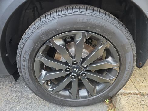 Used 2018 Kia Sportage EX w/ EX Sport Appearance Package AWD/4WD image 31