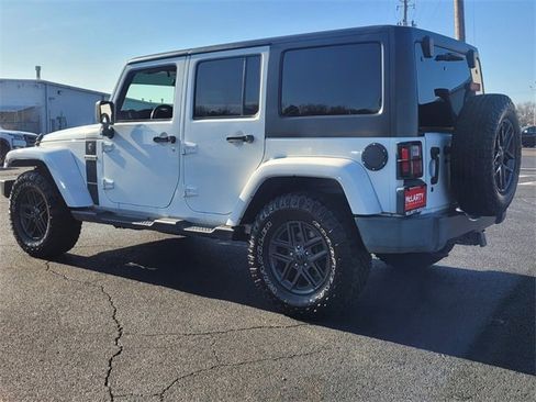 Used 2017 Jeep Wrangler Unlimited Sport image 5