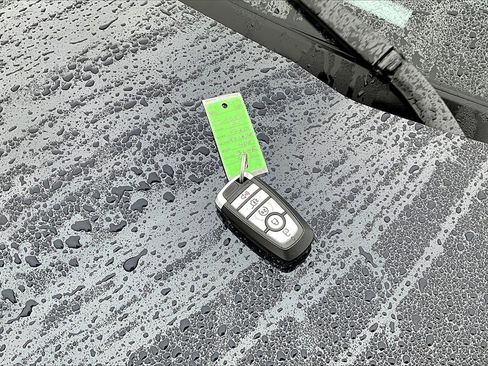 Certified 2021 Ford Escape SEL w/ Technology Package image 13