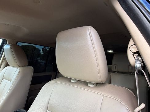 Used 2013 Ford Expedition XLT RWD image 11