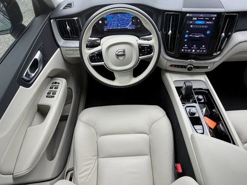 Certified 2024 Volvo XC60 B5 Plus w/ Protection Package Premier AWD/4WD image 17