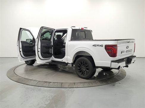 Used 2024 Ford F150 Lariat image 13