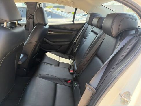 Used 2025 MAZDA MAZDA3 s FWD image 7