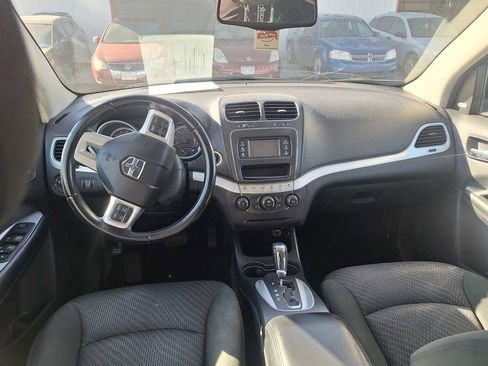 Used 2012 Dodge Journey Crew w/ Trailer Tow Prep Group image 10