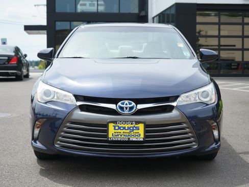 Used 2016 Toyota Camry LE FWD image 9