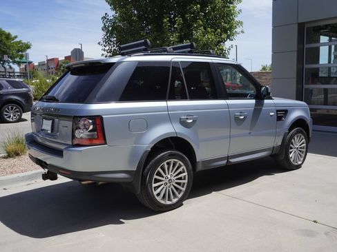 Used 2013 Land Rover Range Rover Sport HSE AWD/4WD image 4