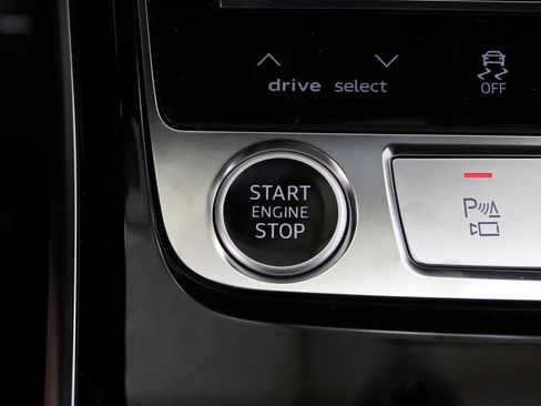 New 2026 Audi A8 L 3.0T AWD/4WD image 11