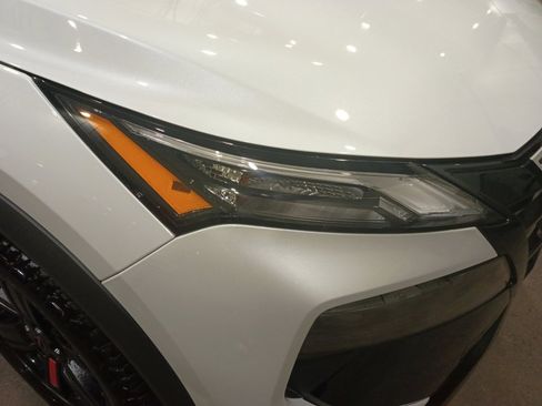 Used 2026 Nissan Rogue SV AWD/4WD image 24