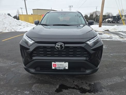 Used 2025 Toyota RAV4 XLE image 2