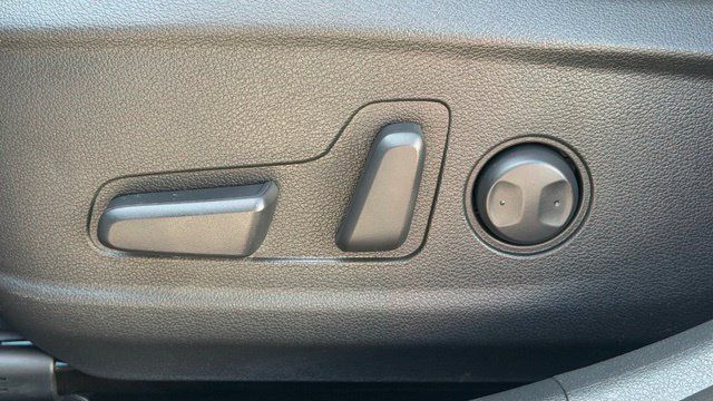 Used 2023 Hyundai Kona SEL AWD/4WD image 14