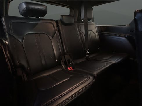 Used 2020 Ford Expedition Max Limited AWD/4WD image 25