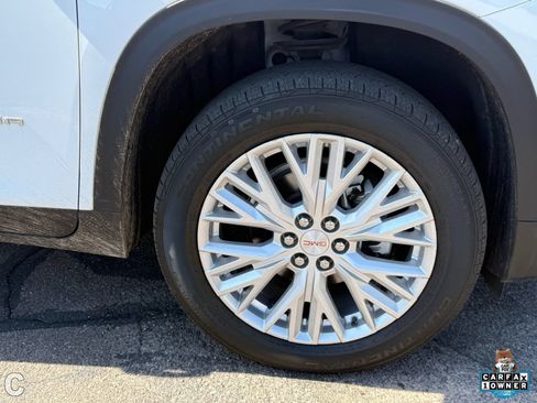 Used 2024 GMC Acadia Elevation FWD image 10