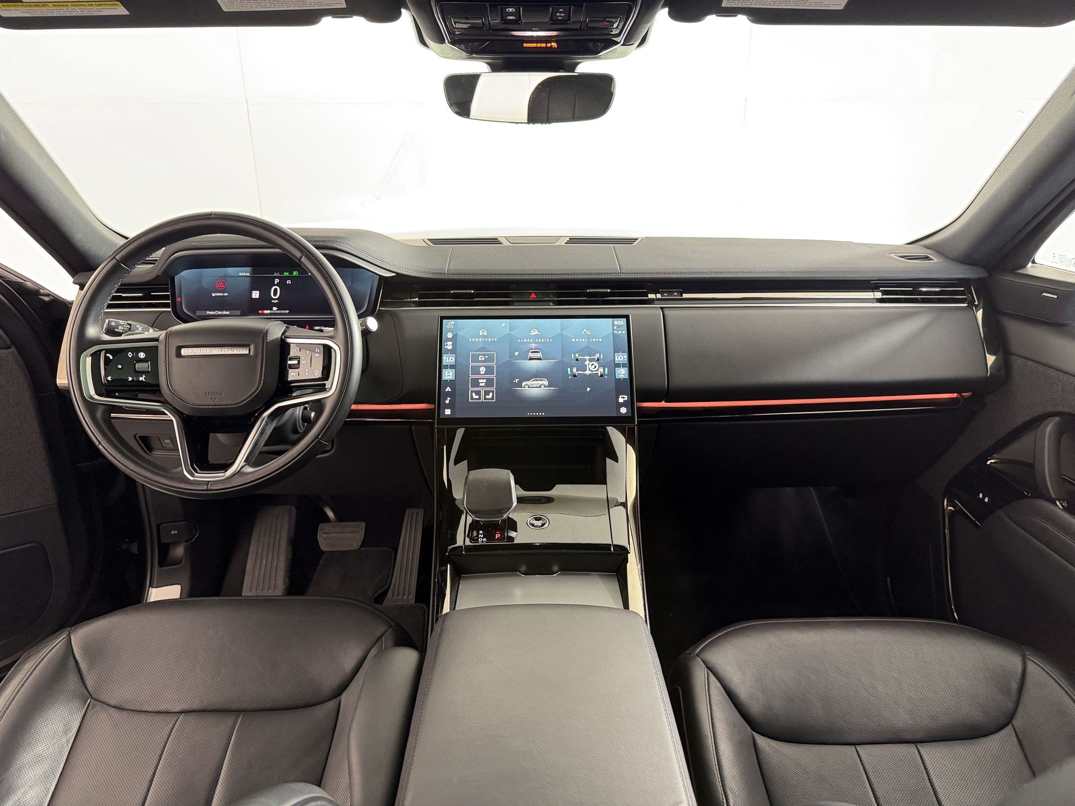 Used 2025 Land Rover Range Rover Sport SE AWD/4WD image 16