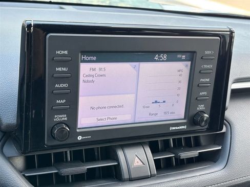 Used 2020 Toyota RAV4 LE FWD image 26
