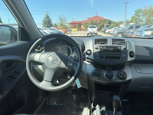 Used 2010 Toyota RAV4 4WD w/ Base L4 Extra Value Pkg image 8