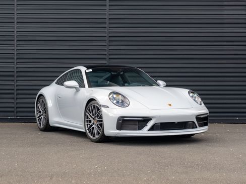 Certified 2024 Porsche 911 Carrera S RWD image 10