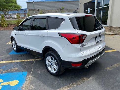 Used 2019 Ford Escape SE AWD/4WD image 3