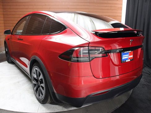 Used 2023 Tesla Model X image 10