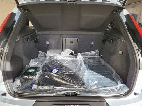 New 2026 Volvo XC40 B5 Plus w/ Protection Package Premier image 13