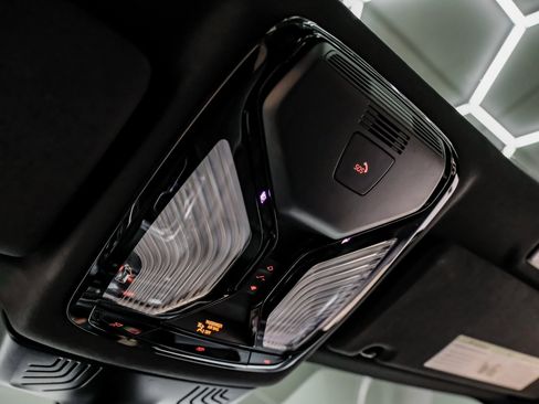 Used 2023 BMW M550i xDrive w/ Executive Package image 28