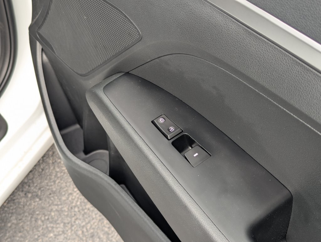 Used 2019 Hyundai Elantra SE w/ Cargo Package FWD image 31