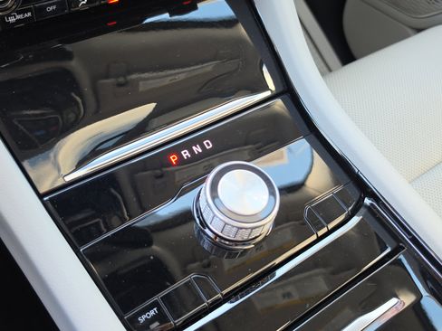 Used 2022 Jeep Grand Cherokee L Summit w/ Advanced Protech Group IV image 24