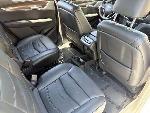 Certified 2023 Cadillac XT6 Sport w/ Platinum Package AWD/4WD image 15