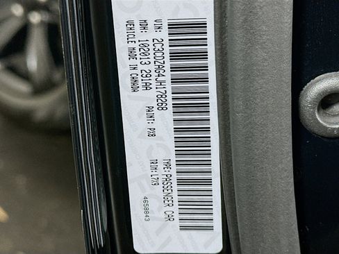 Used 2018 Dodge Challenger SXT image 12