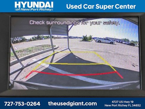Used 2019 Hyundai Elantra SE image 20