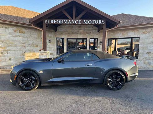 Used 2021 Chevrolet Camaro LT image 2