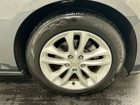 Used 2018 Chevrolet Malibu LT image 8