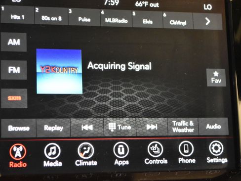 Used 2022 Dodge Durango GT image 27