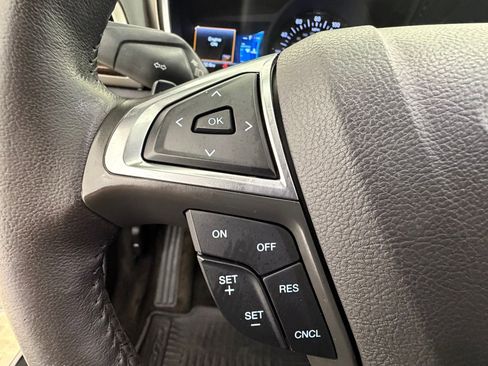 Used 2016 Ford Fusion SE w/ Equipment Group 202A image 16