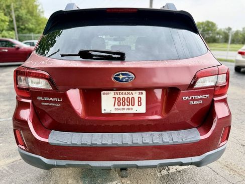 Used 2015 Subaru Outback 3.6R Limited AWD/4WD image 4